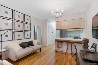 444 E 87th St in New York, NY - Building Photo - Building Photo