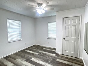 409 Oscar St in Taylor, TX - Building Photo - Building Photo