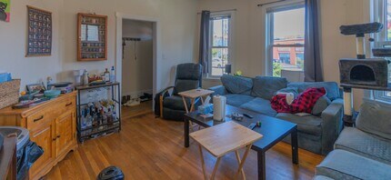364 Highland Ave, Unit 1A in Somerville, MA - Foto de edificio - Building Photo