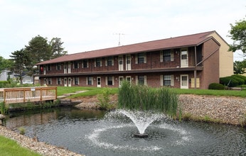 Partridge Run Apartments in Stow, OH - Building Photo - Building Photo