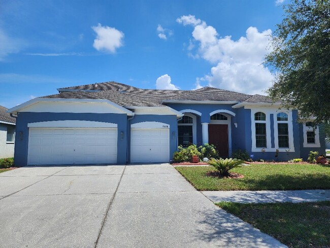 2528 Yukon Cliff Dr in Ruskin, FL - Foto de edificio - Building Photo