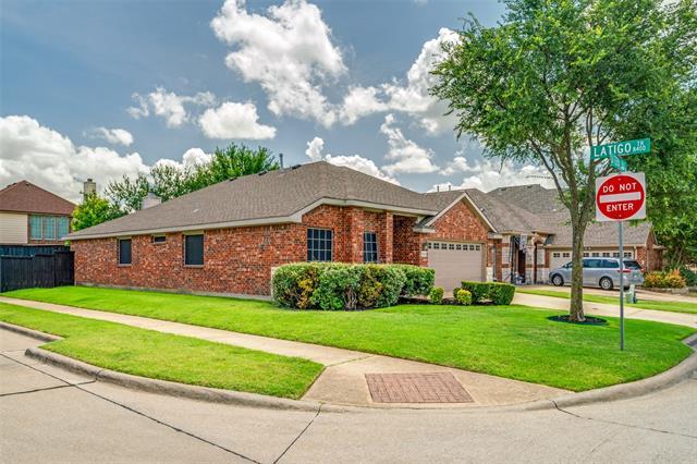 property at 3925 La Tierra Linda Trail