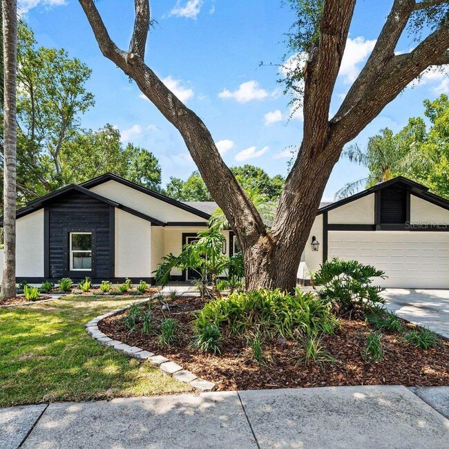 12335 Yellow Rose Cir