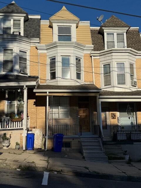 property at 542 S 16th St