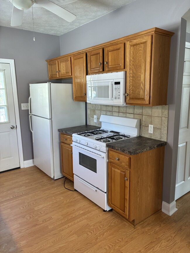 56 Parrish St in Dallas, PA - Building Photo - Building Photo