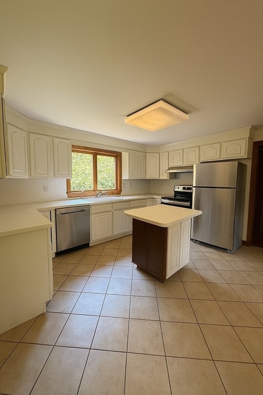 14 White Rd in Braintree, MA - Building Photo - Building Photo