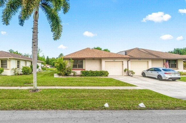 1620 Granfern Ave in West Palm Beach, FL - Building Photo - Building Photo