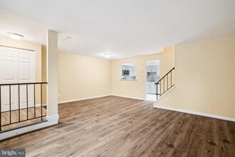 2970 Schubert Dr in Silver Spring, MD - Building Photo - Building Photo