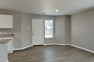 6423 Lily Hollow Ct in Spring, TX - Building Photo - Building Photo