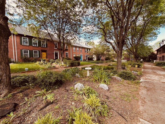 359 W Newton Ave in York, PA - Building Photo - Building Photo