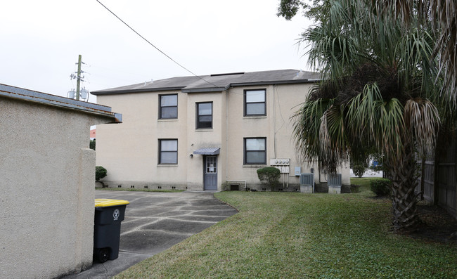 945 Phillips St in Jacksonville, FL - Foto de edificio - Building Photo