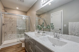 2905 S Harvard Ave in Independence, MO - Building Photo - Building Photo