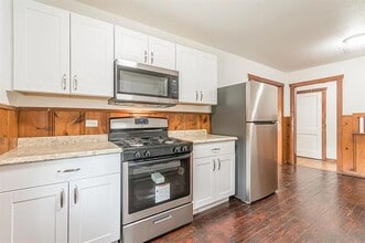 129 Koehler Ct in San Antonio, TX - Building Photo - Building Photo