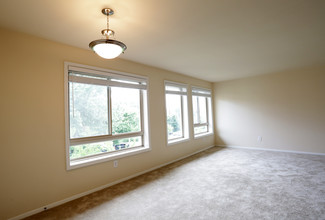 Bren Mar Apartments in Alexandria, VA - Foto de edificio - Interior Photo