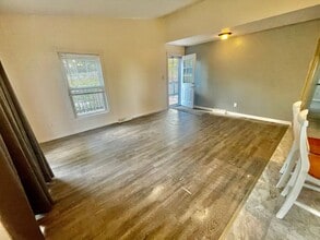 1302 Airport Rd in Aliquippa, PA - Building Photo - Building Photo