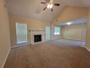 735 Allen's Landing Dr SE in Lawrenceville, GA - Building Photo - Building Photo