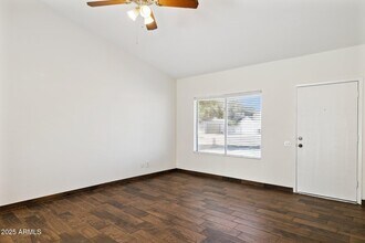 7027 S 40th Pl in Phoenix, AZ - Building Photo - Building Photo