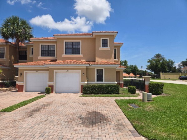 property at 1250 Clove Dr