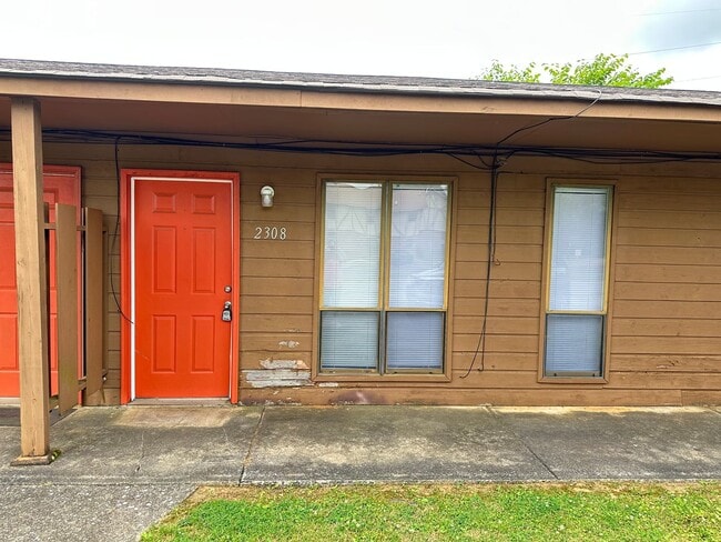 property at 2308 Grayson Valley Cir