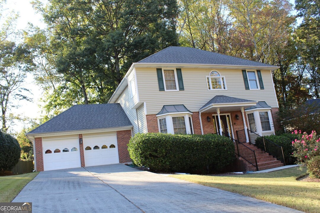 1901 Kerry Creek Dr in Marietta, GA - Foto de edificio