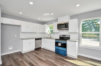 5709 Breland St in Houston, TX - Foto de edificio - Building Photo