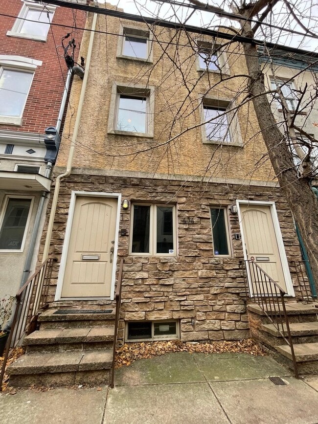 property at 434 Poplar St