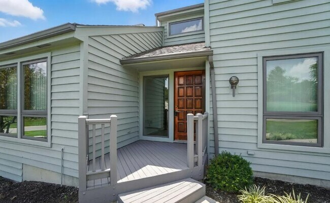 10301 Giverny Blvd in Cincinnati, OH - Building Photo - Building Photo