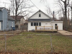 34269 Sylvia Dr in Eastlake, OH - Building Photo