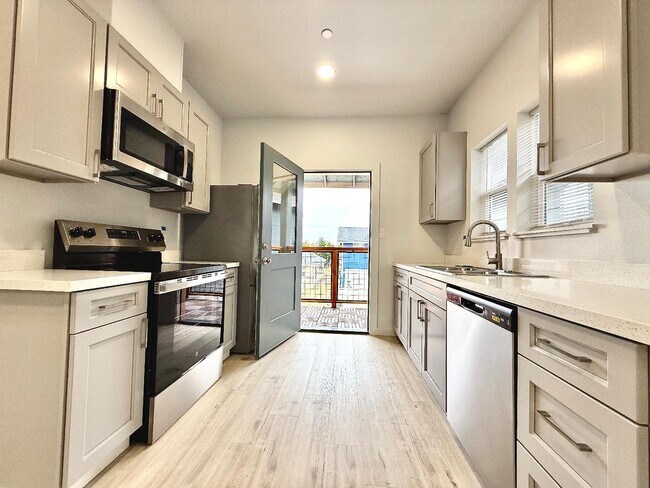 2392 Karen Ct in Arcata, CA - Building Photo - Building Photo