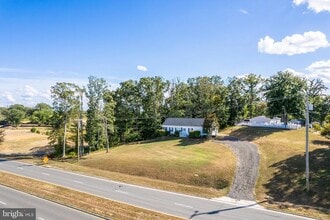 922 Courthouse Rd in Stafford, VA - Building Photo - Building Photo