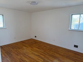 280 Pemaco Ln in Uniondale, NY - Building Photo - Building Photo