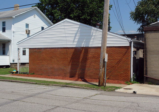 610 George St in Parkersburg, WV - Building Photo - Building Photo