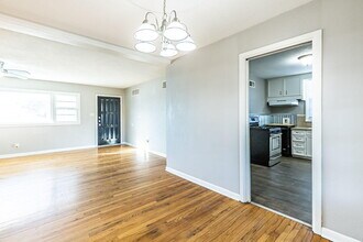 3814 32nd St in Lubbock, TX - Building Photo - Building Photo