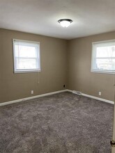 2277 S 6th St in Springfield, IL - Building Photo - Building Photo
