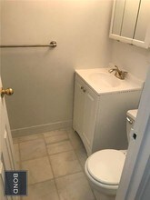 403 E 87th St-Unit -#D5 in New York, NY - Building Photo - Building Photo