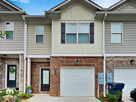 8382 Douglass Trail in Jonesboro, GA - Building Photo