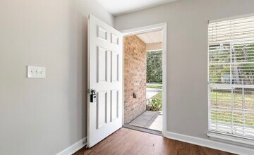 4730 Barnes Rd S in Jacksonville, FL - Building Photo - Building Photo