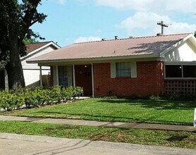 1101 Ellen Dr in Deer Park, TX - Building Photo - Building Photo