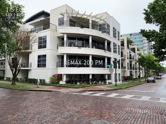 property at 1 S Eola Dr