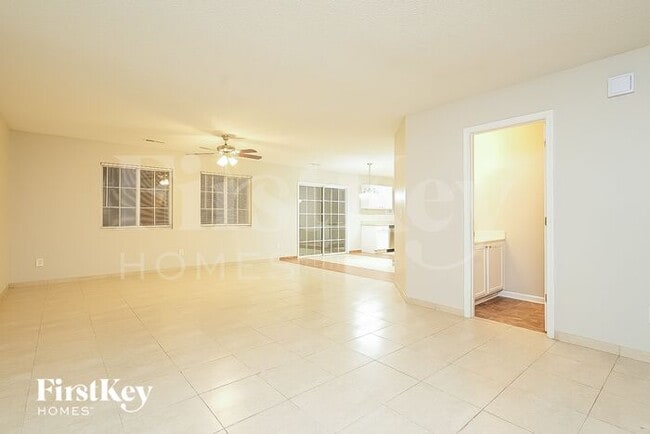 property at 5701 Yachtsman Ct