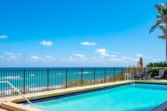 4000 S Ocean Blvd in South Palm Beach, FL - Building Photo - Building Photo