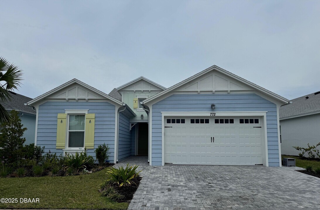 772 Margaritaville Ave in Daytona Beach, FL - Building Photo