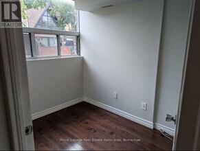 17 Pembroke St in Toronto, ON - Building Photo - Building Photo