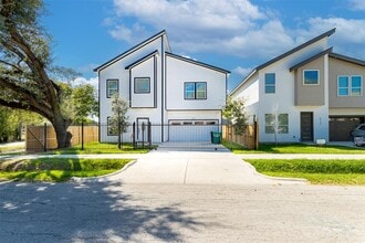4114 Ward St in Houston, TX - Building Photo - Building Photo