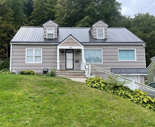 property at 412 Lyndale Dr