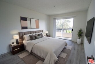 3344 Castle Heights Ave in Los Angeles, CA - Building Photo - Building Photo