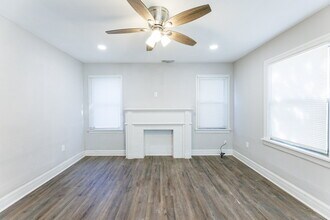 1718 22nd St in Lubbock, TX - Foto de edificio - Building Photo