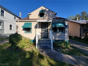 4287 E 162nd St in Cleveland, OH - Building Photo - Building Photo
