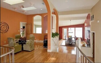 6840 Charing Cross Rd in Berkeley, CA - Building Photo - Building Photo