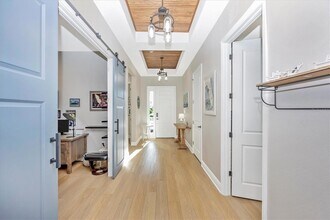 18805 Valleta Ave in Venice, FL - Building Photo - Building Photo